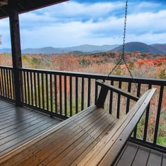 New! Panoramic MtnViews, Game Room, Hot Tub, Sauna