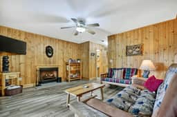 Hot Tub, Game Room, Sauna & Views! Walk 2 Downtown - Image 3