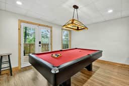Hot Tub, Game Room, Sauna & Views! Walk 2 Downtown - Image 4